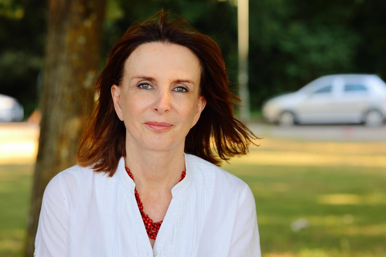 dr. Edita Pape Medvidović