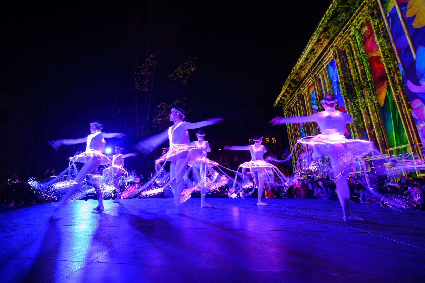 Hrvatska se ne može pohvaliti niti sektorom umjetnosti i rekreacije, kao ni stručnim, znanstvenim i tehničkim djelatnostima gdje muškarci također zarađuju više, i to za 11 posto. 
