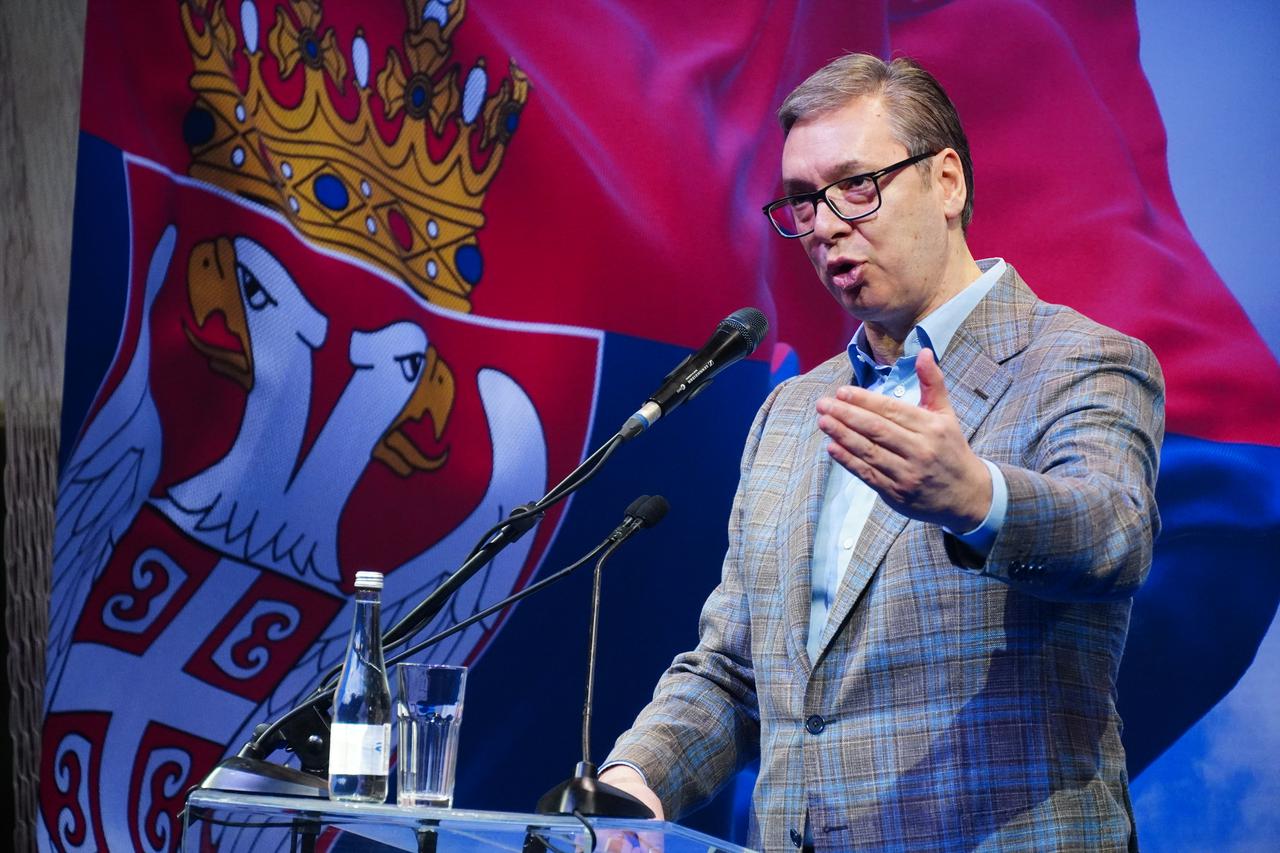 Aleksandar Vučić obratio se građanima u Sportskom centru Kraljevica u Zaječaru