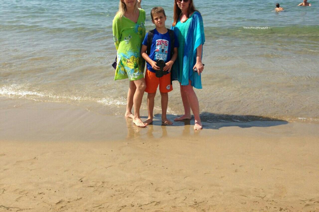 Zagrepčanke Dijana i Adrijana na Kreti