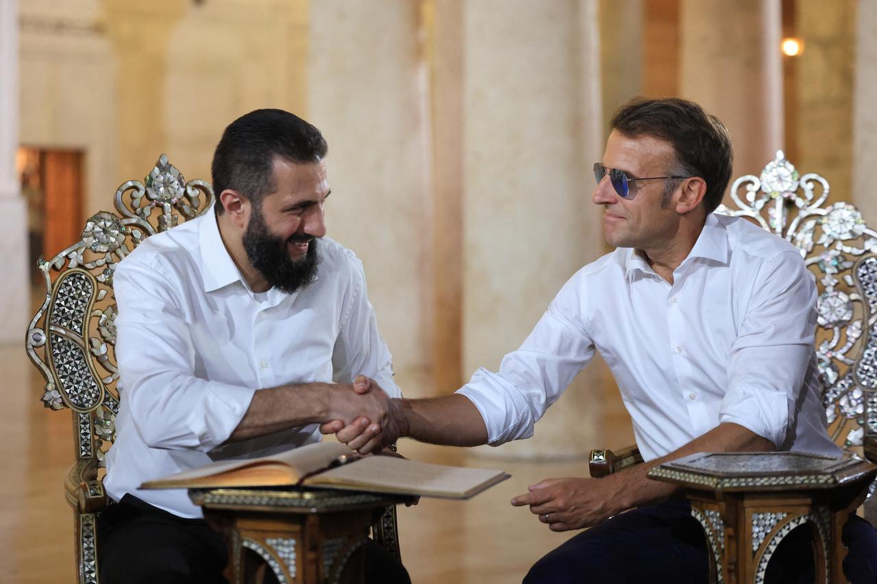 Predsjednik Macron posjetio je džamiju Umayyad u Damasku