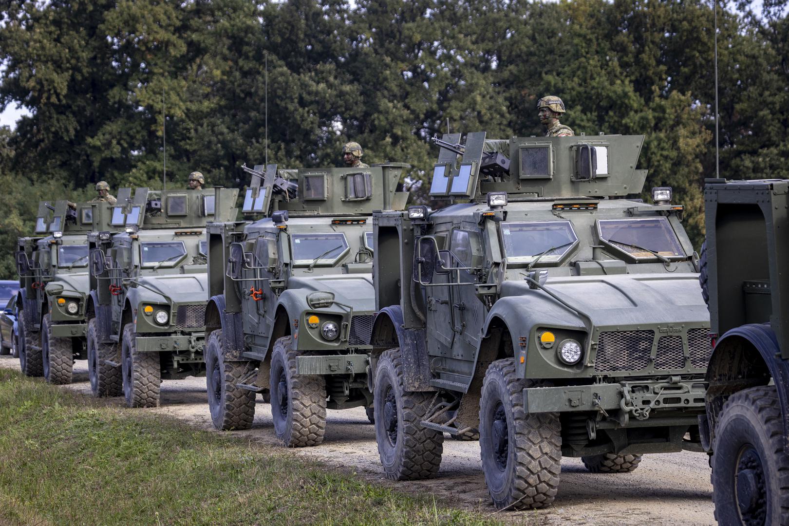 Na završnom prikazu međunarodne vojne vježbe bili su, uz  ministra obrane Ivana Anušića, načelnik Glavnog stožera Oružanih snaga RH general-pukovnik Tihomir Kundid i veleposlanik Ujedinjenog Kraljevstva Velike Britanije i Sjeverne Irske Javed Patel.