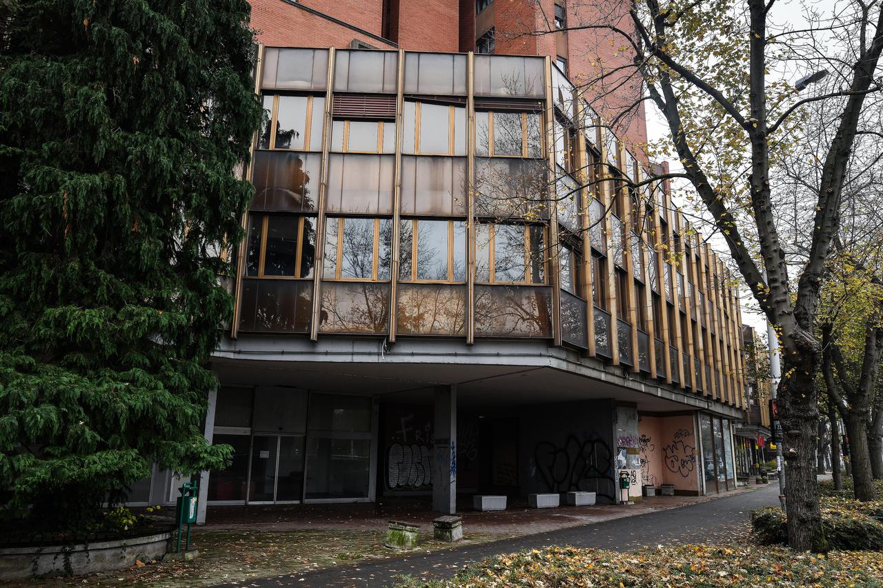 Zagreb: Bivša zgrada Prekršajnog suda na Kennedyjevom trgu