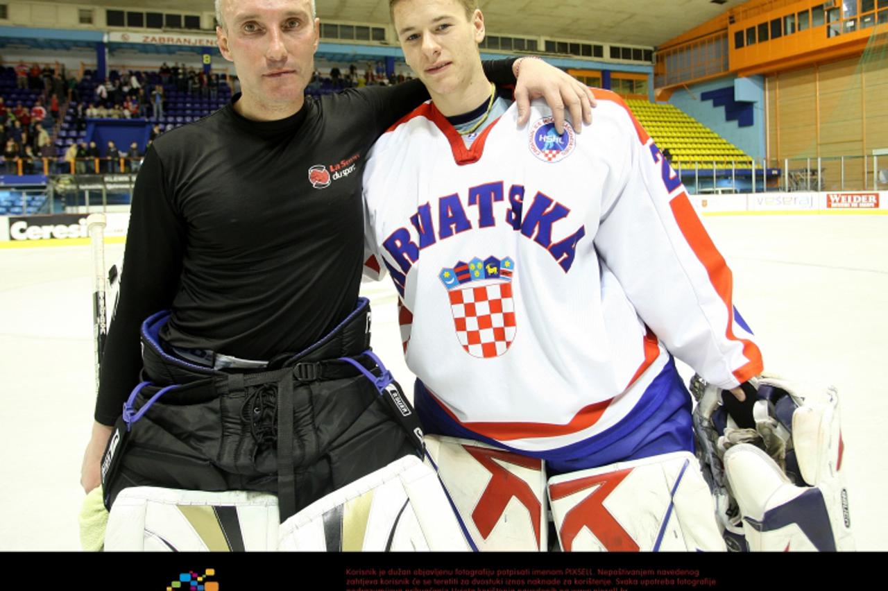 '11.04.2011., Dom sportova, Zagreb - Svjetsko prvenstvo u hokeju na ledu divizije 2 izmedju reprezentacije Hrvatske i Bugarske, 2 kolo.Mate Tomljenovic i Konstantin Mihaylov. Photo: Igor Kralj/PIXSELL