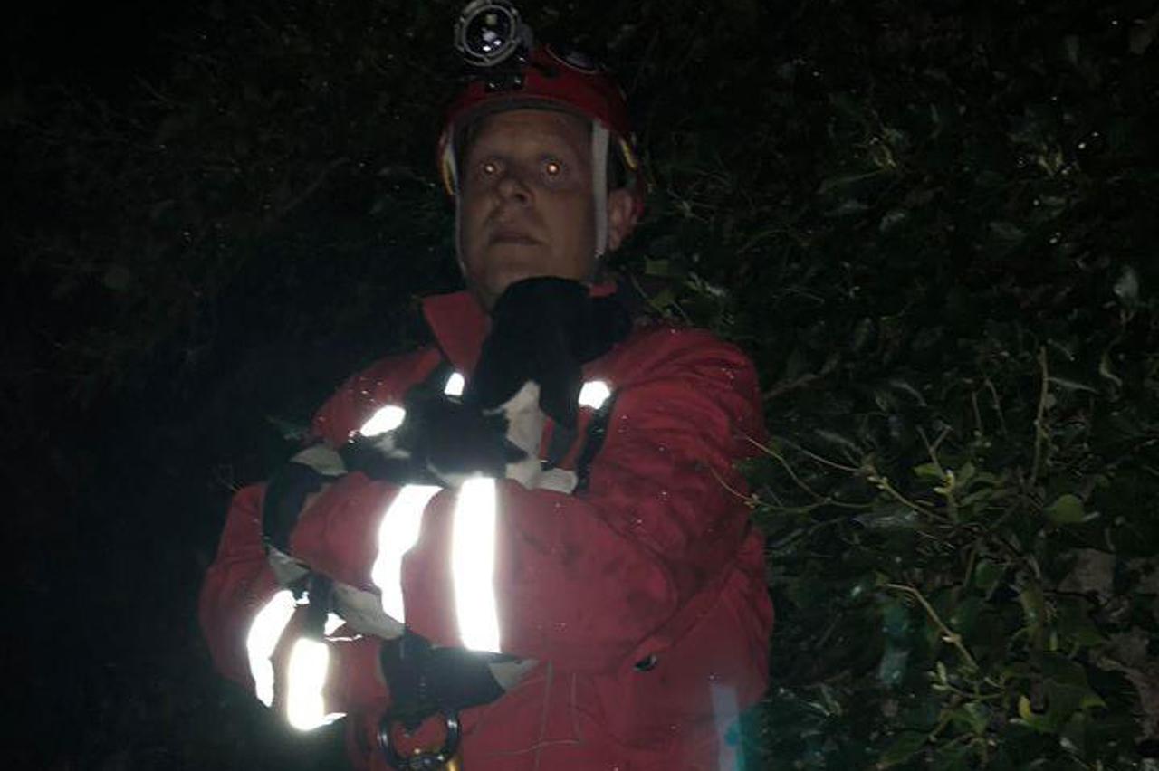 HGSS iz kanjona Cetine izvukao štenca