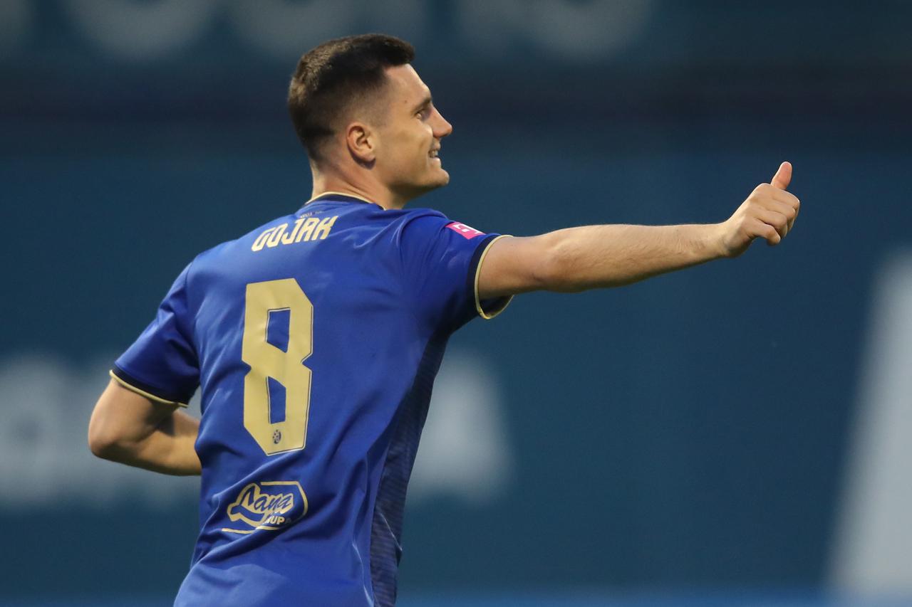 3:0 Dinamo pobijedio  Istru golovima Oršića i Emrelija, vratio se Ivanušec