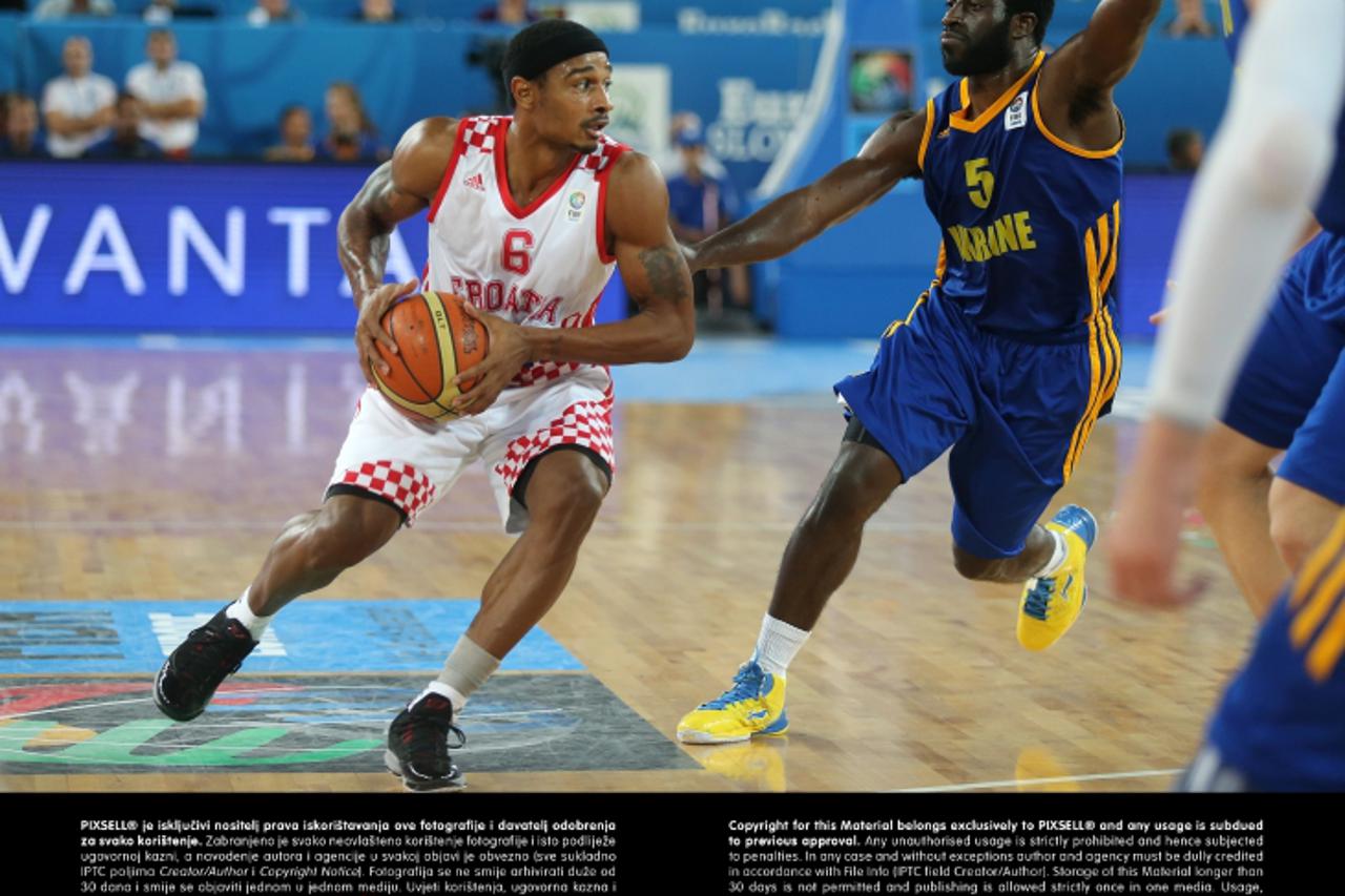 '19.09.2013., Arena Stozice, Ljubljana, Slovenija - Europsko prvenstvo u kosarci Eurobasket Slovenija 2013., cetvrtfinale, Hrvatska - Ukrajina. Dontaye Draper i Eugene Jeter. Photo: Igor Kralj/PIXSELL