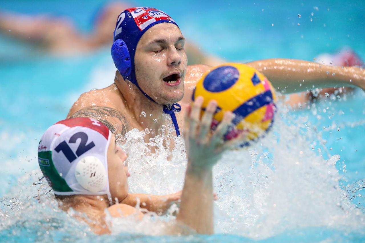 Zagreb: Svjetski kup u vaterpolu, Hrvatska - Mađarska