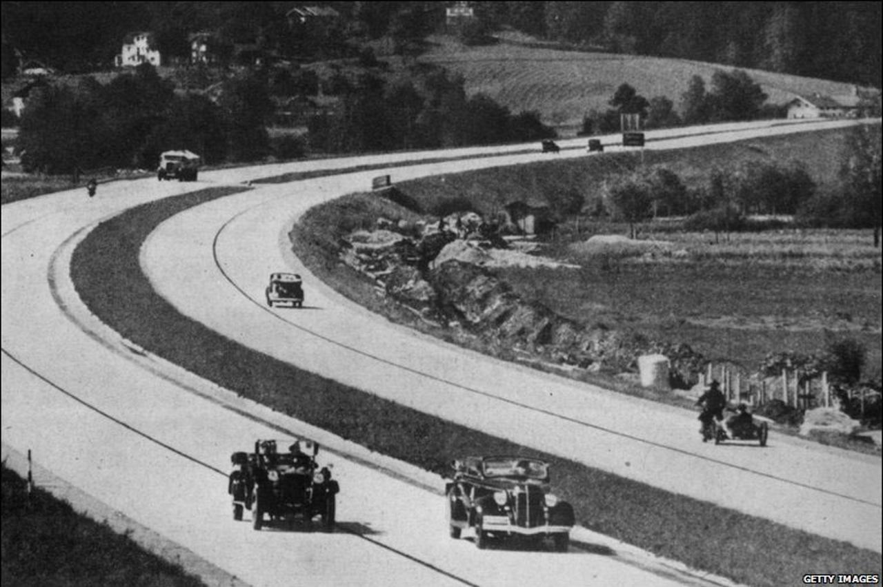 1935