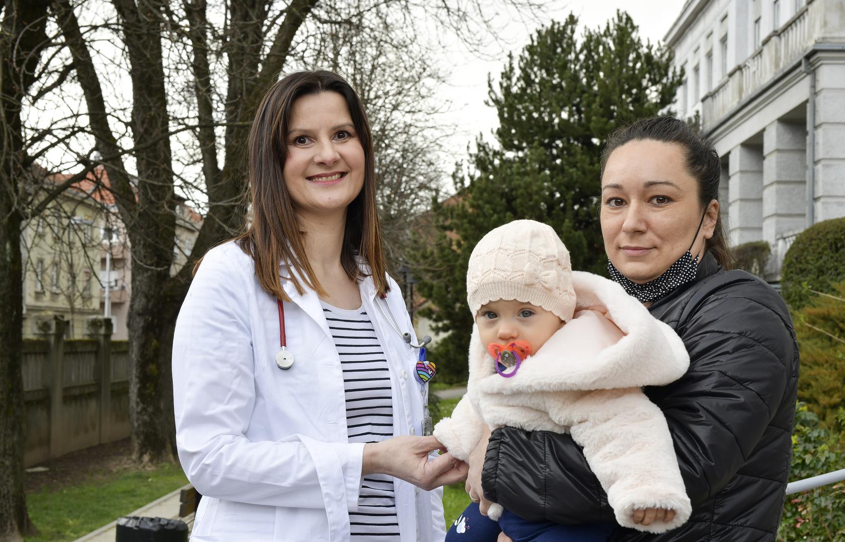 19.03.2021., Zagreb- Rodilje i bebe koje su za vrijeme zagrebackog potresa bile u Petrovoj bolnici.
Photo: Sandra Simunovic/PIXSELL