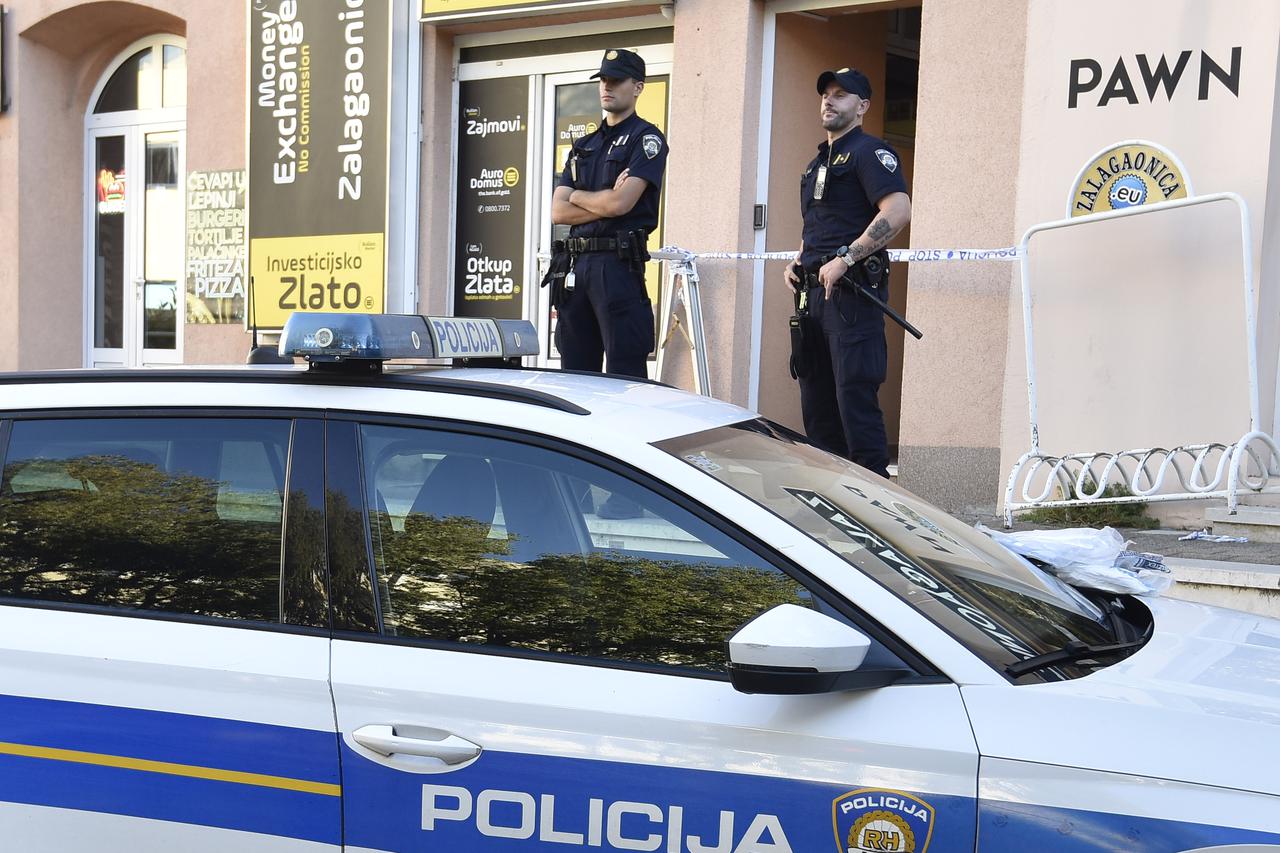 U Šibeniku nožem ubijen mladić, djevojka se bori za život