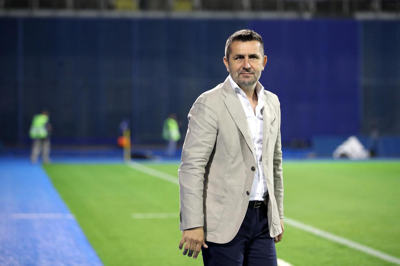 Ante Čačić i Nenad Bjelica pozdravili su se prije početka utakmice