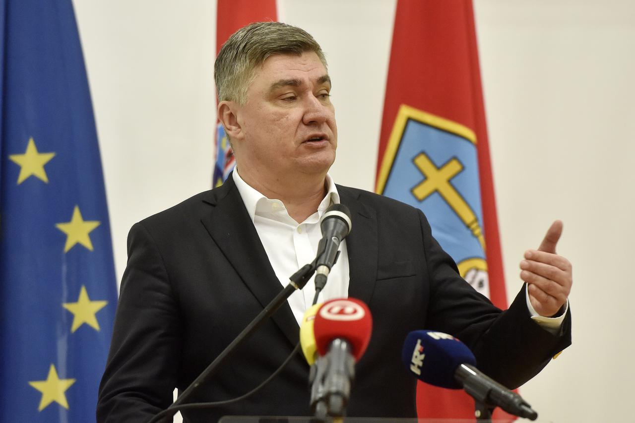 Knin: Predsjednik RH, Zoran Milanovi?, na obilježavanju 32. obljetnice utemeljenja HVO