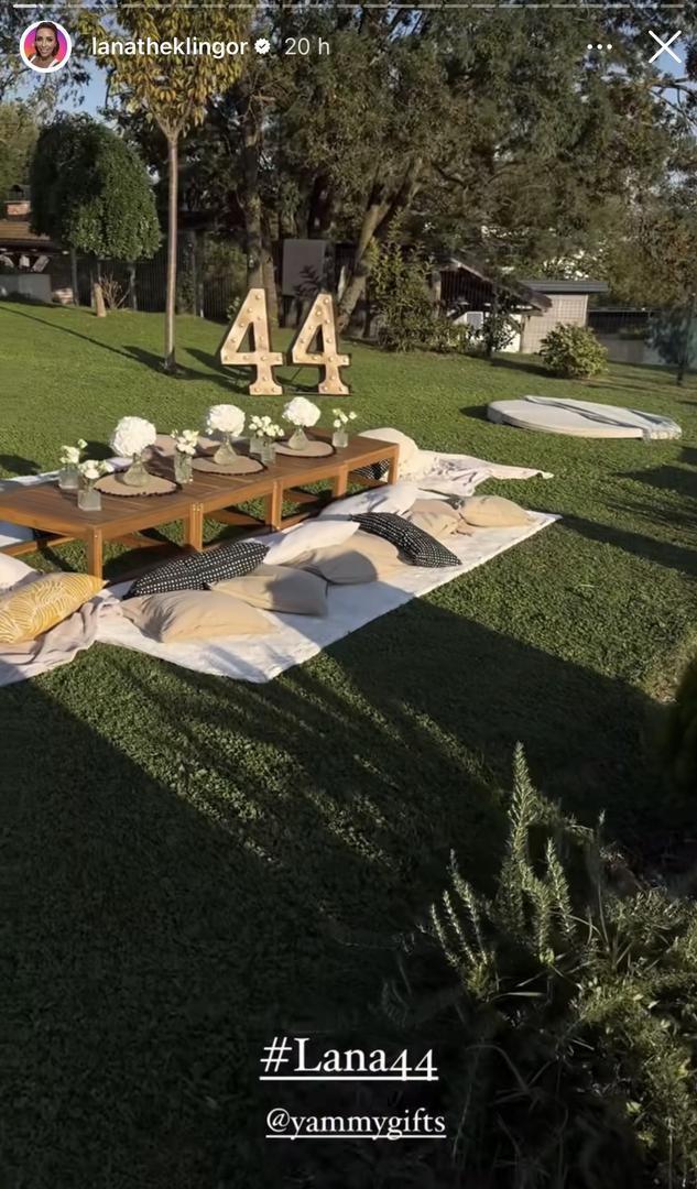 Lana je prošlo ljeto organizirala i party s prijateljicama i kolegicama na svom bazenu, a djevojke su uživale u njezinu domu te se opuštale uz piće i glazbu.