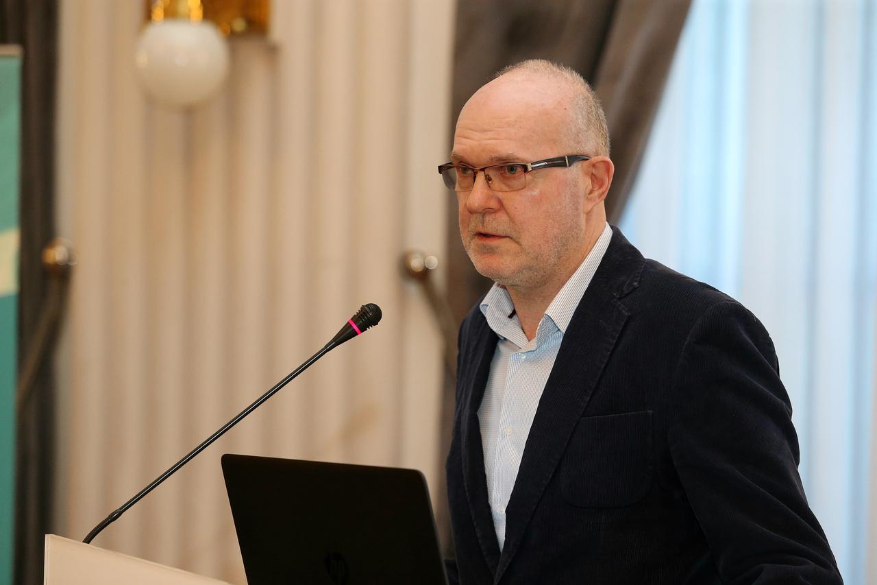 Zoran Loew