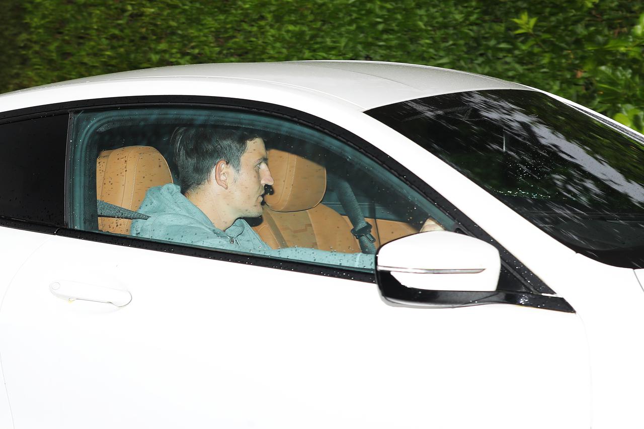 Manchester United players arrive for training