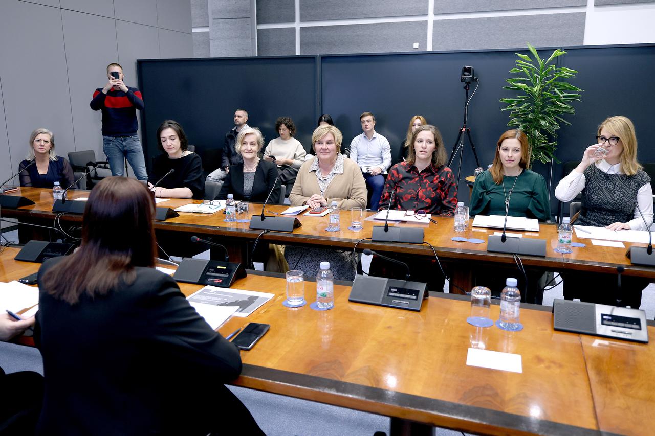 Zagreb: U Saboru održan okrugli stol o zdravstvenom odgoju u školama