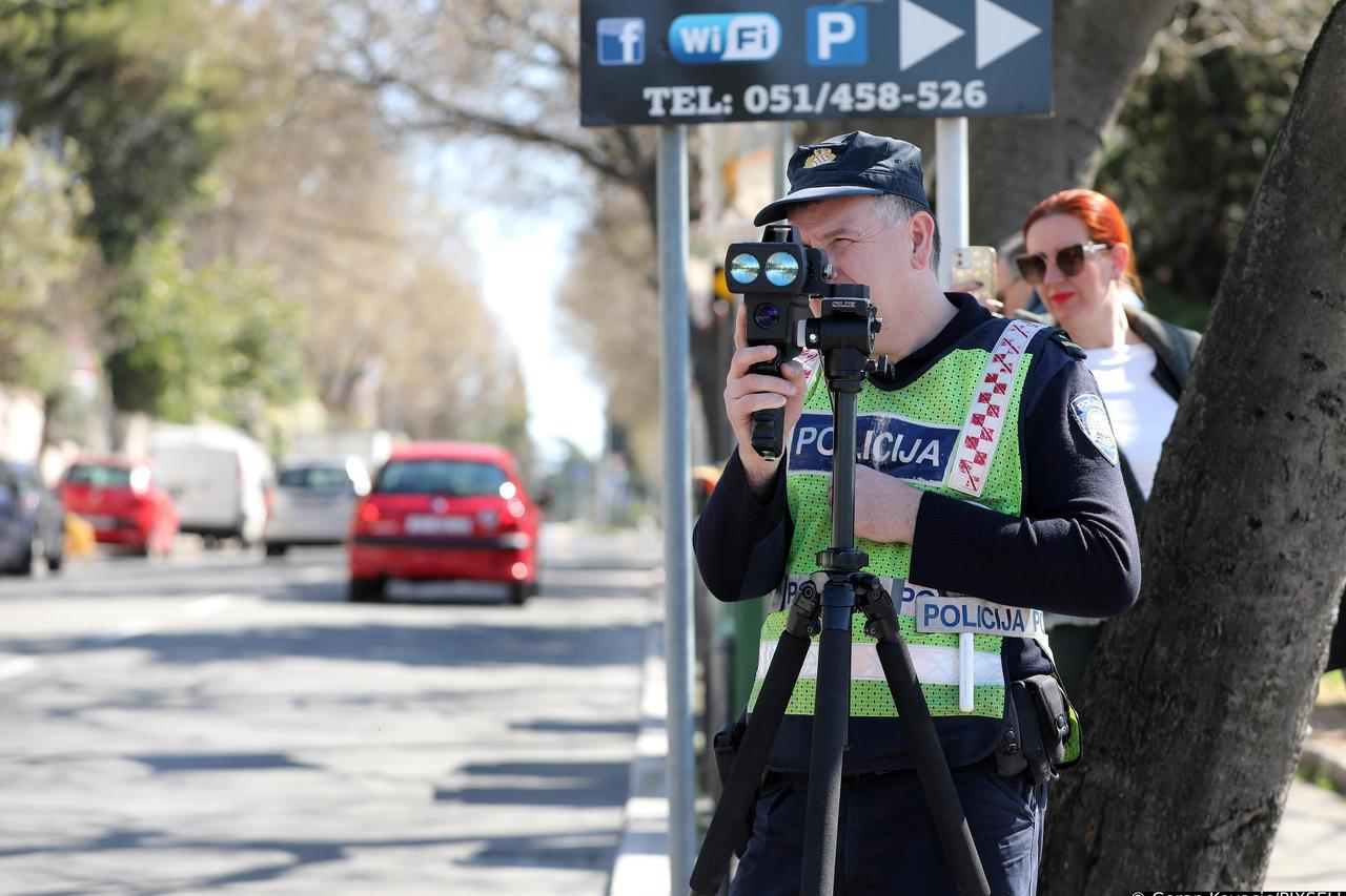 Rijeka: Djelatnici MUP-a nadziru brzinu kretanja vozila