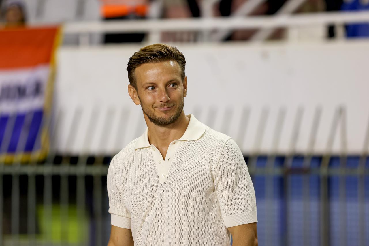 Split: Zagrijavanje igrača uoči početka utakmice Hajduk - Rijeka
