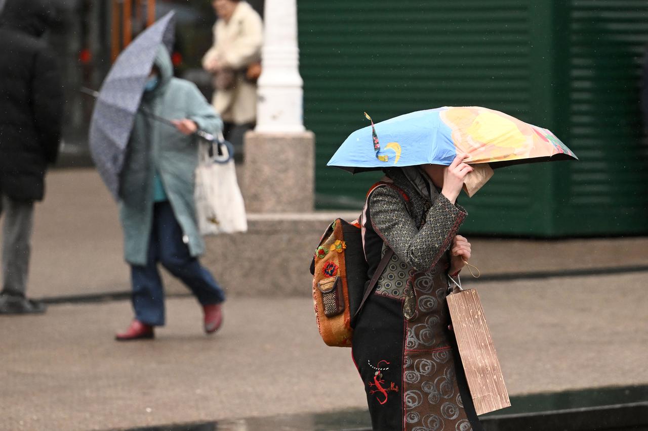 Zagreb: Vjetar, kiša i pad temperature u gradu
