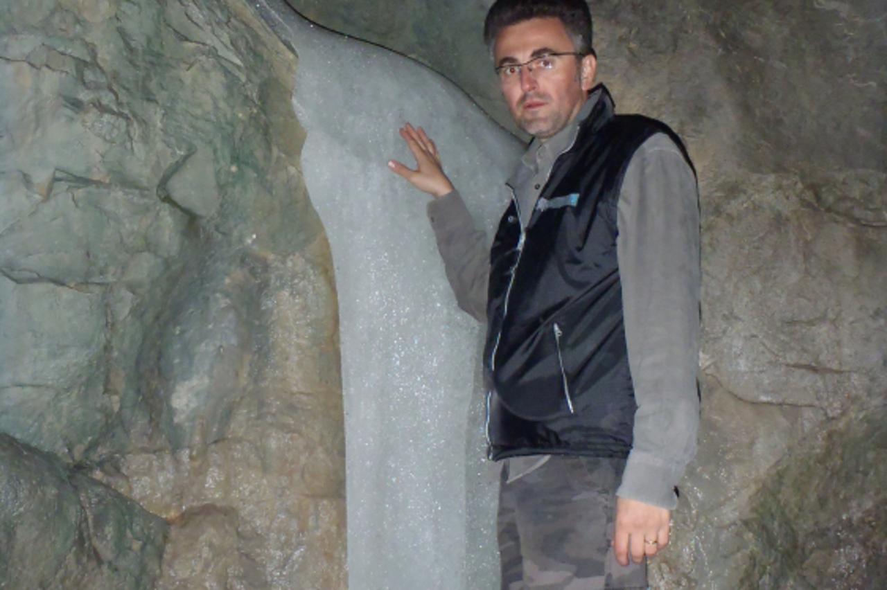 zoran vakula