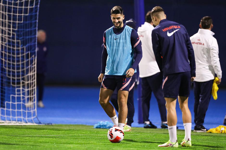 Zagreb: Hrvatski nogometni reprezentativci odradili trening na Maksimiru