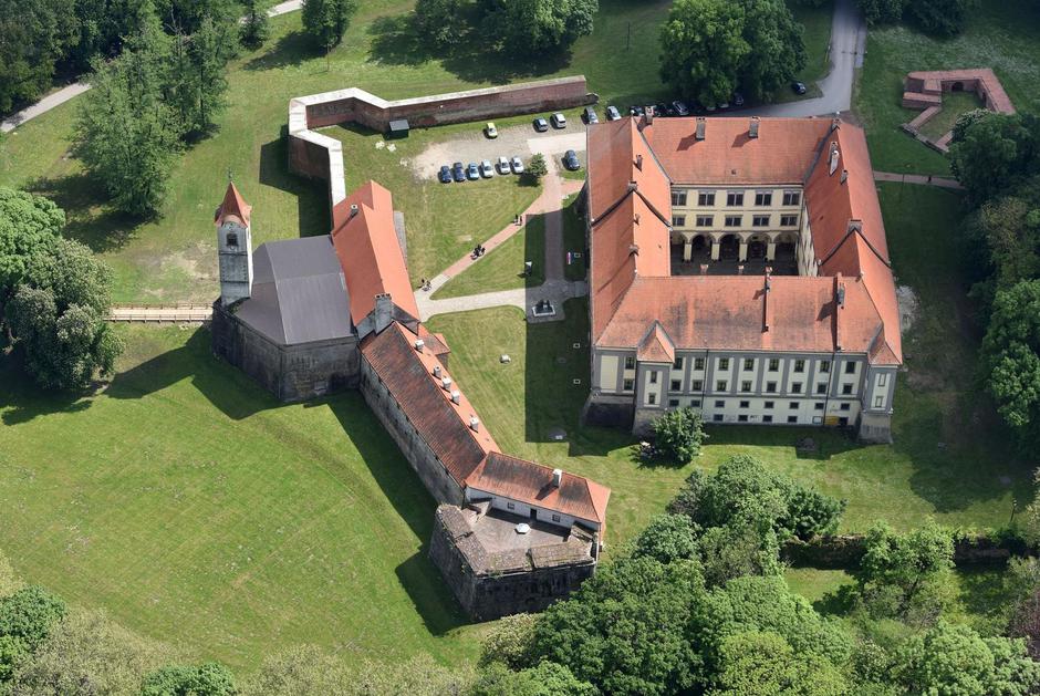 Stari grad Zrinskih i Frankopana