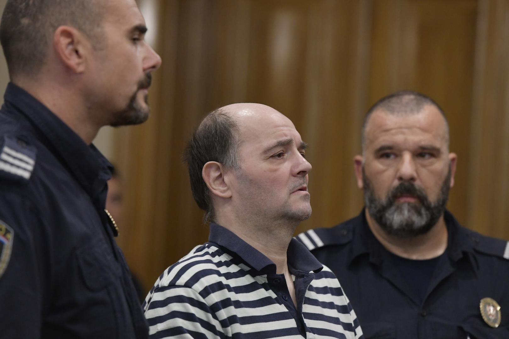 Aleksić je proglašen krivim i za još dva kaznena djela povezana s neovlaštenom izradom i posjedovanjem vatrenog oružja. Za njih je dobio dvije, odnosno tri godine zatvora, no jedinstvena kazna iznosi 40 godina.