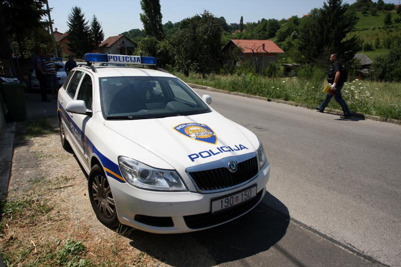 policija, leš, mrtvo tijelo (1)