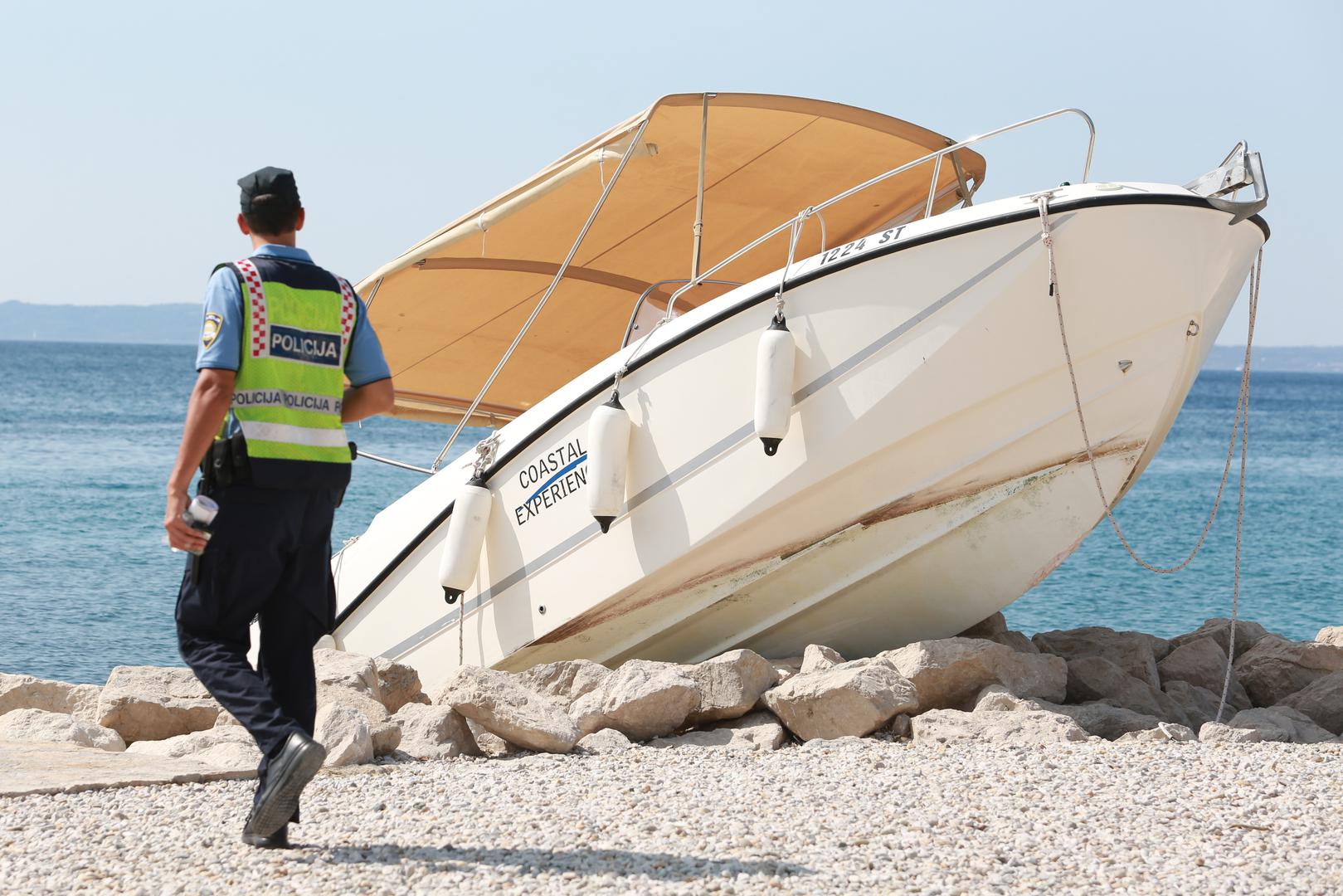 "Srećom nije bilo ozlijeđenih, a šteta je minimalna. Trup nije probijen, vanbrodski motor je malo oštećen..."