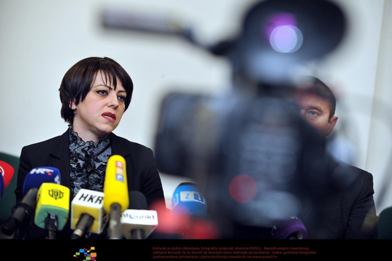 '27.01.2012., Ministarstvo zastite okolisa i prostornog uredjenja, Ulica Republike Austrije 14, Zagreb - Na konferenciji za medije ministrica zastite okolisa i prostornog uredjenja Mirela Holy predsta