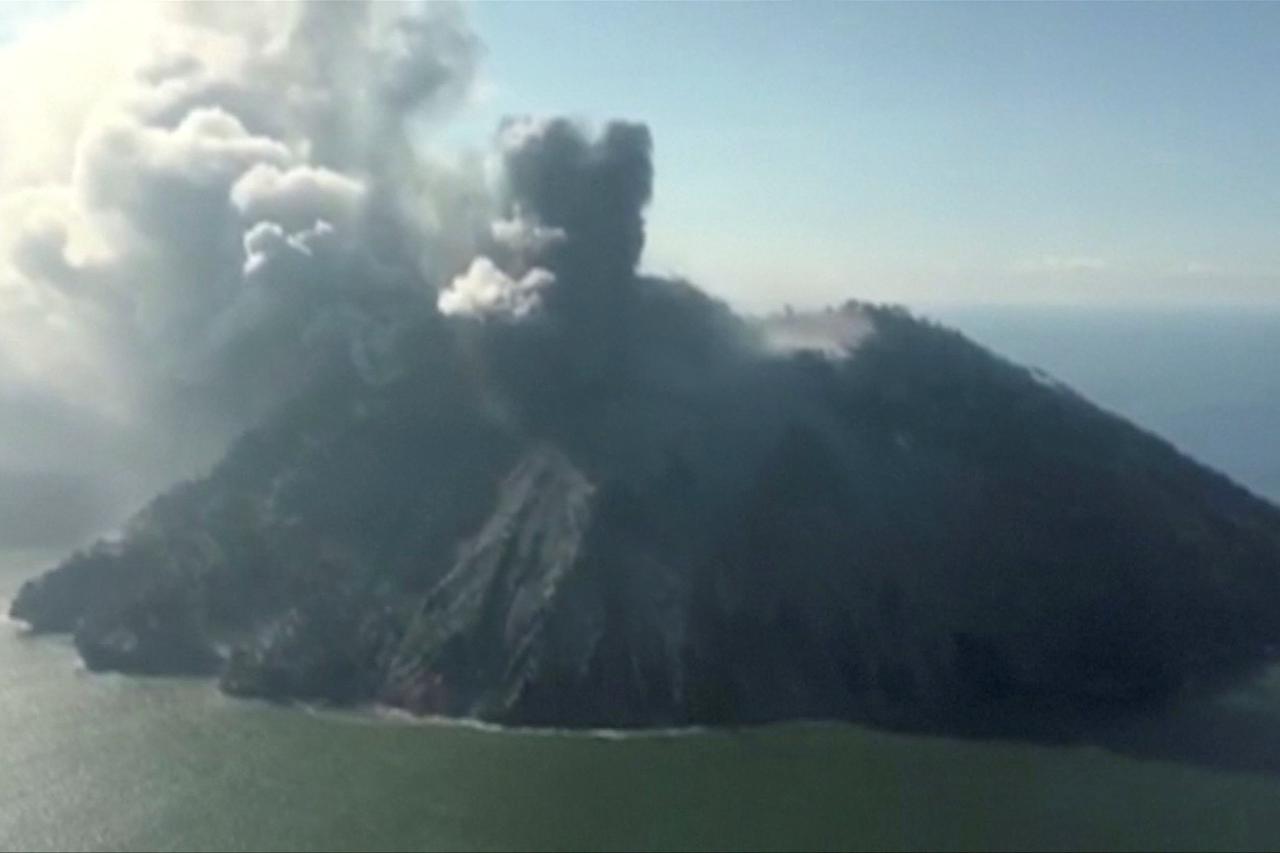 Vulkan na otoku Kadovar