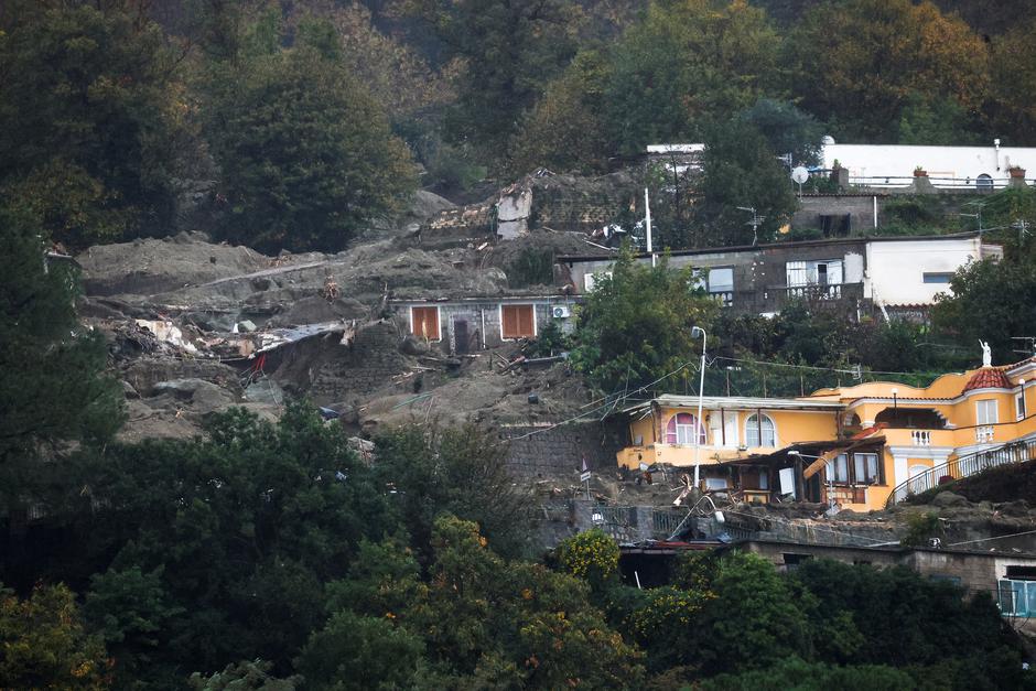 Odrona tla u Italiji