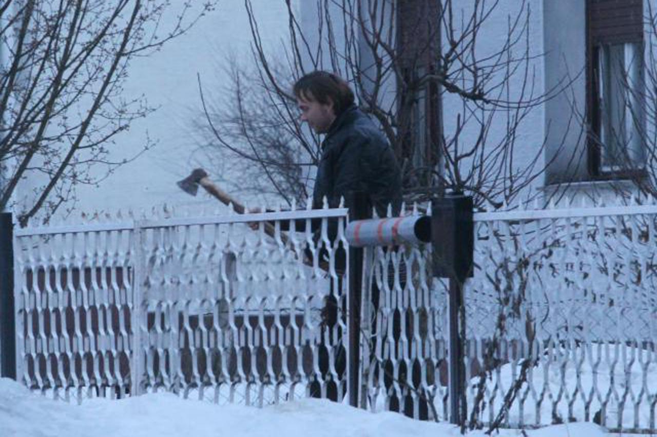 Koprivnica sjekira (1)