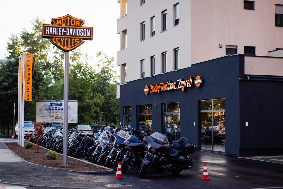 Harley-Davidson trgovina