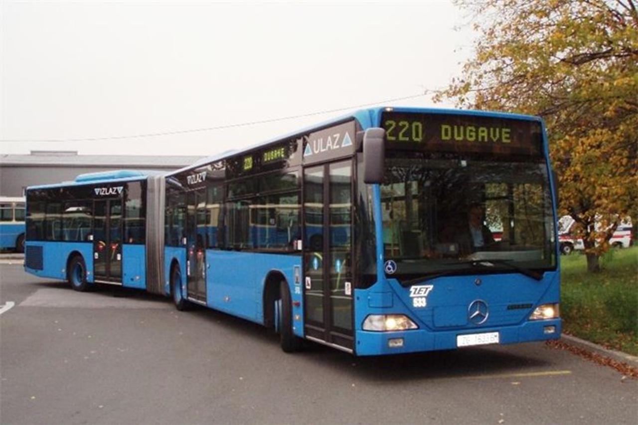 Autobus linije 220