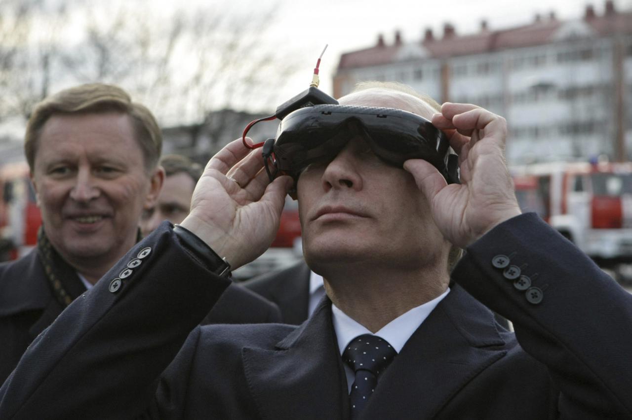 Putin macho (1)