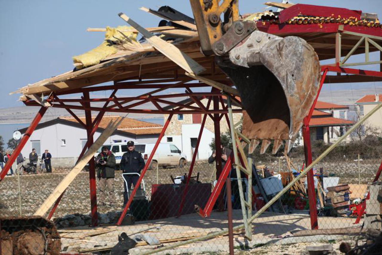 Rušenje Vir, portal (1)