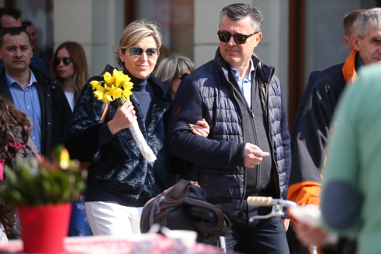 19.03.2016., Zagreb - Premijer Tihomir Oreskovic sa suprugom Sanjom prosetao centrom grada.  Photo: 
