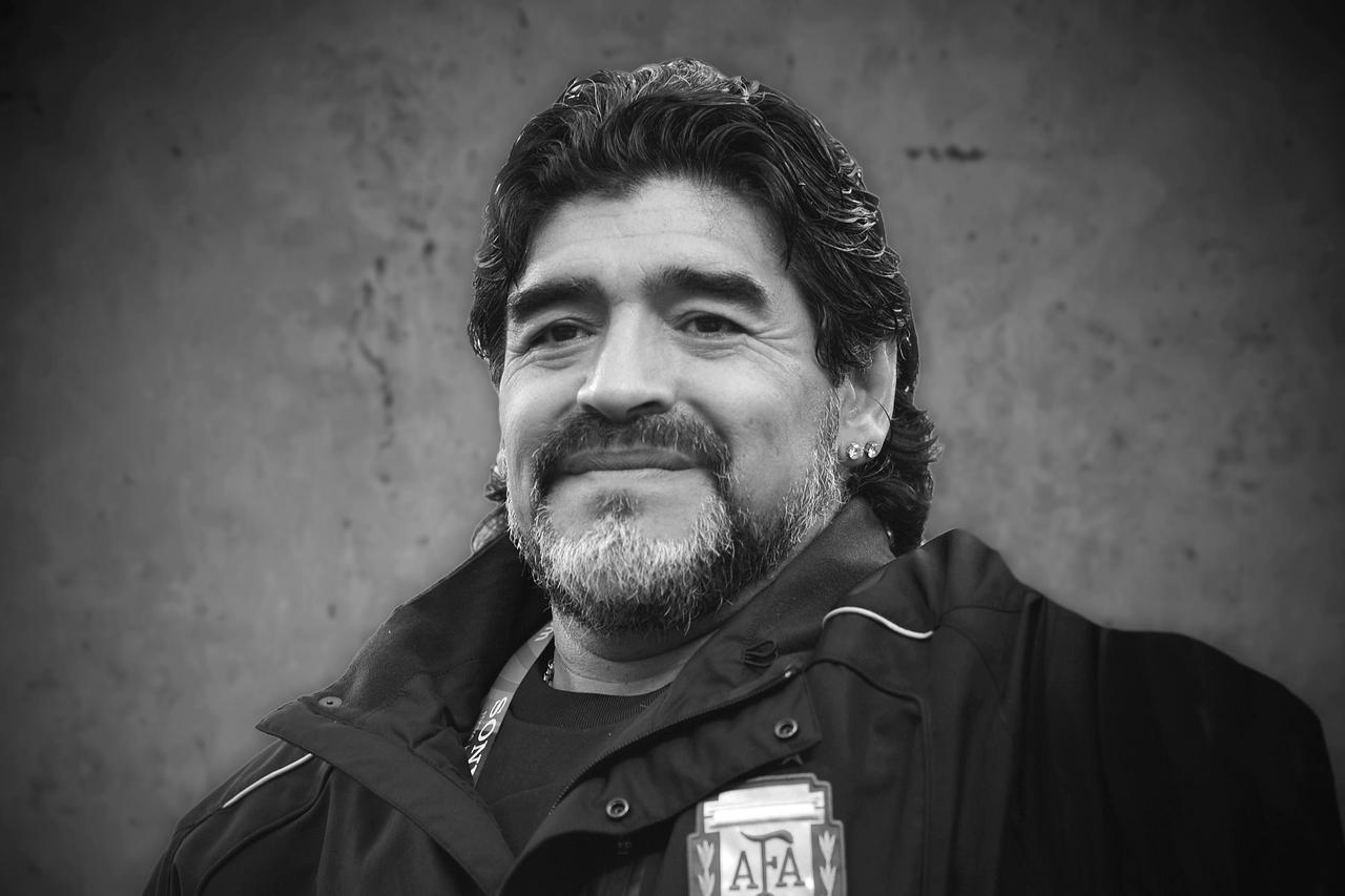 Diego Maradona is dead !.