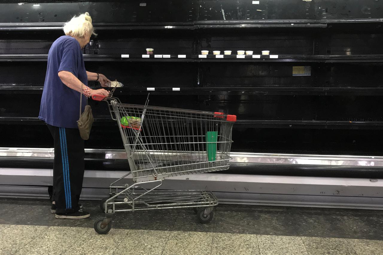 Prazne police trgovina u Venezueli