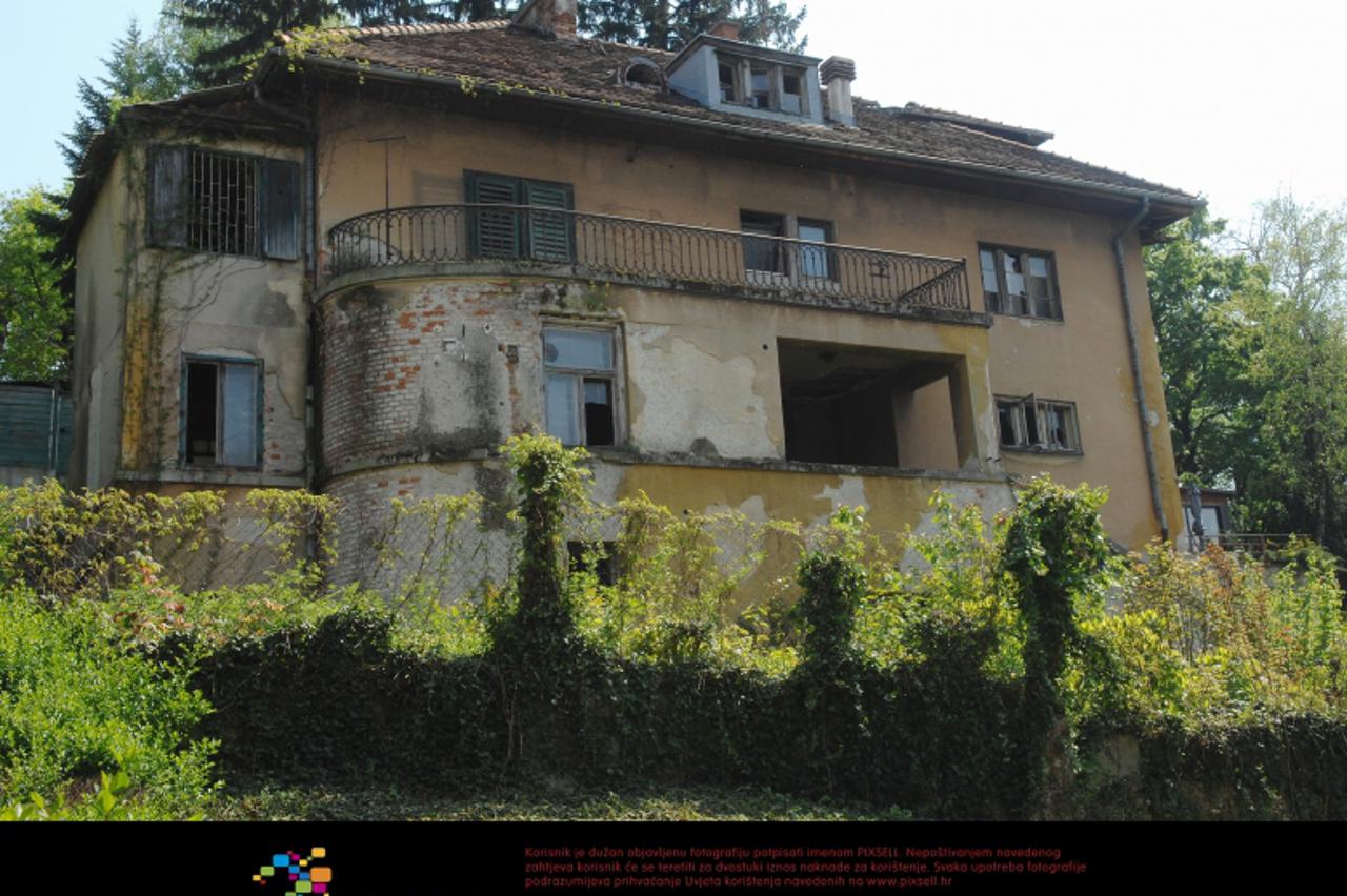 '20.04.2011., Zagreb -V ila Auer u Ulici Vladimira Nazora koju je projektirao arhitekt Viktor Kovacic. Photo: Davor Visnjic/PIXSEL'