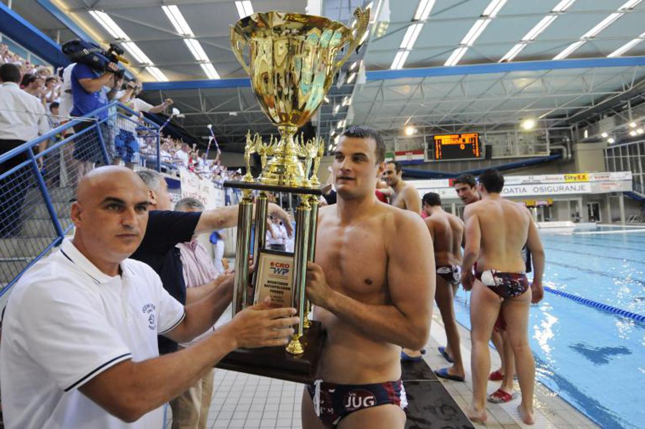 Jug - Mladost (1)