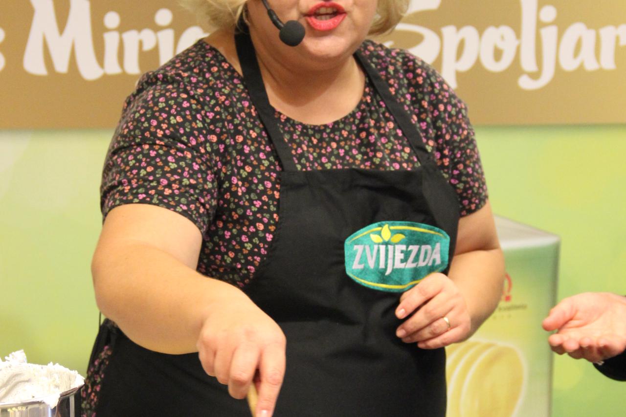 Areta Ćurković, torta