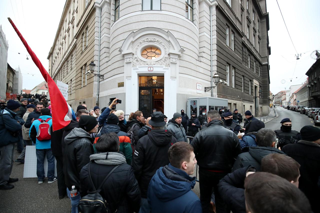 Prosvjed bedem ljubavi