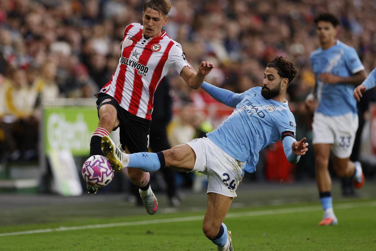 Premier League - Brentford v Manchester City