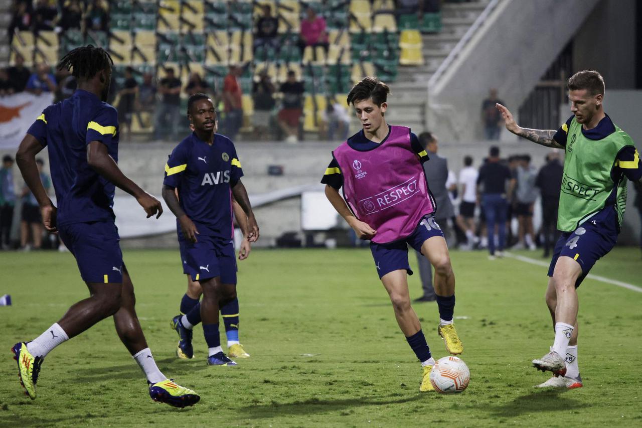 Europa League - Group B - AEK Larnaca v Fenerbahce