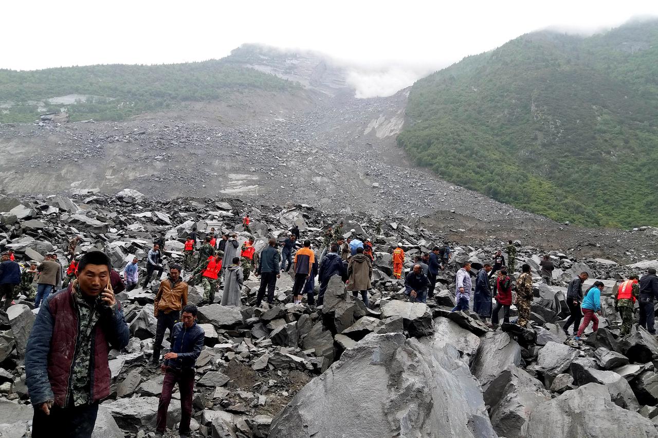 Nestalo 46 kuća u Kini nakon urušavanja dijela planine