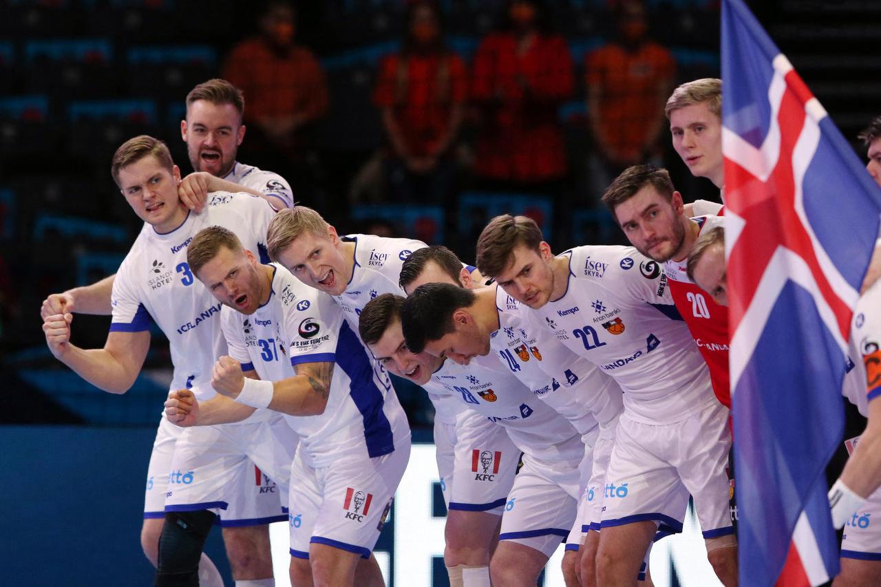 EHF 2022 Men's European Handball Championship - Main Round - Montenegro v Iceland