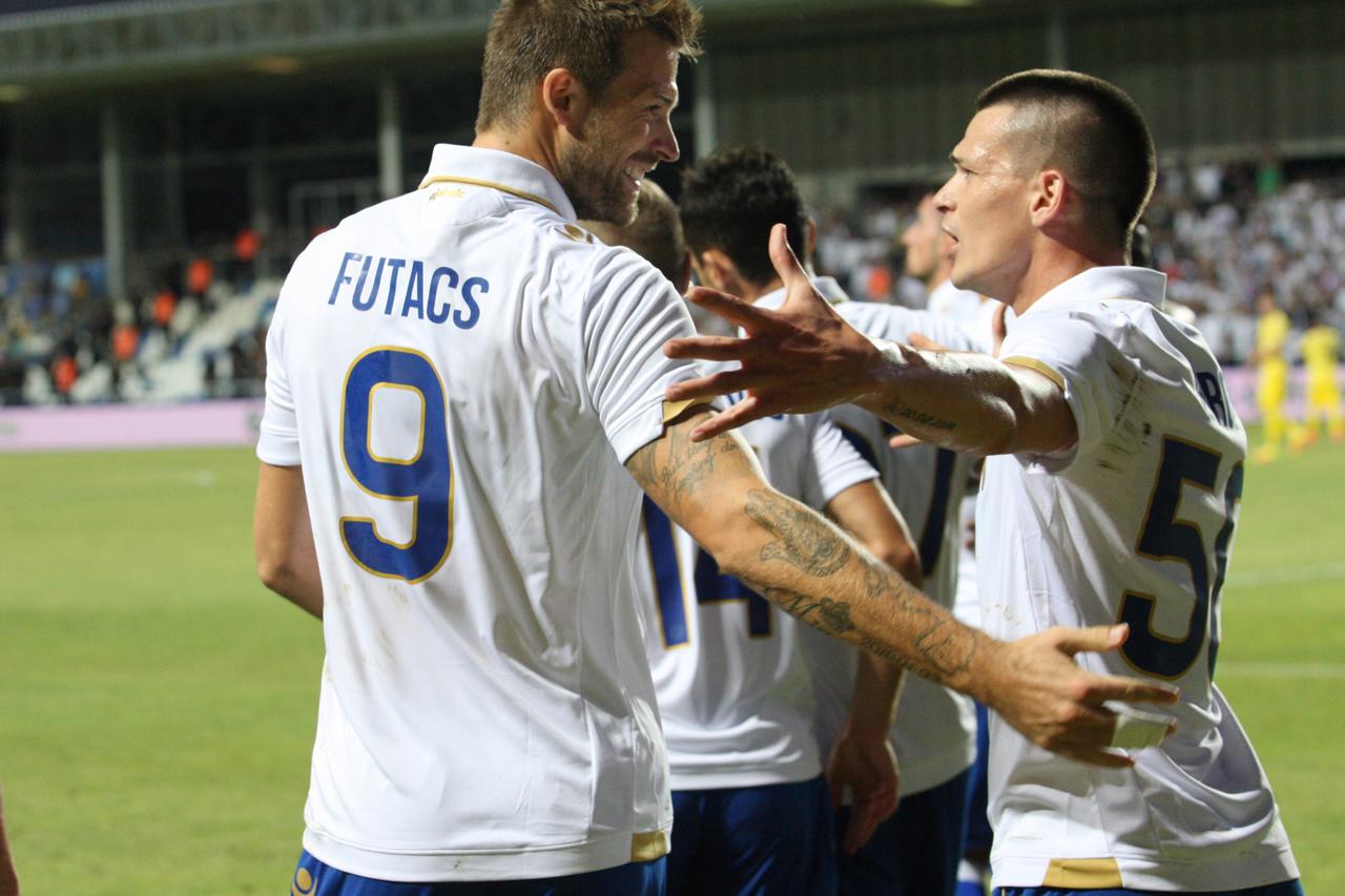 Dani Olmo, Dinamo